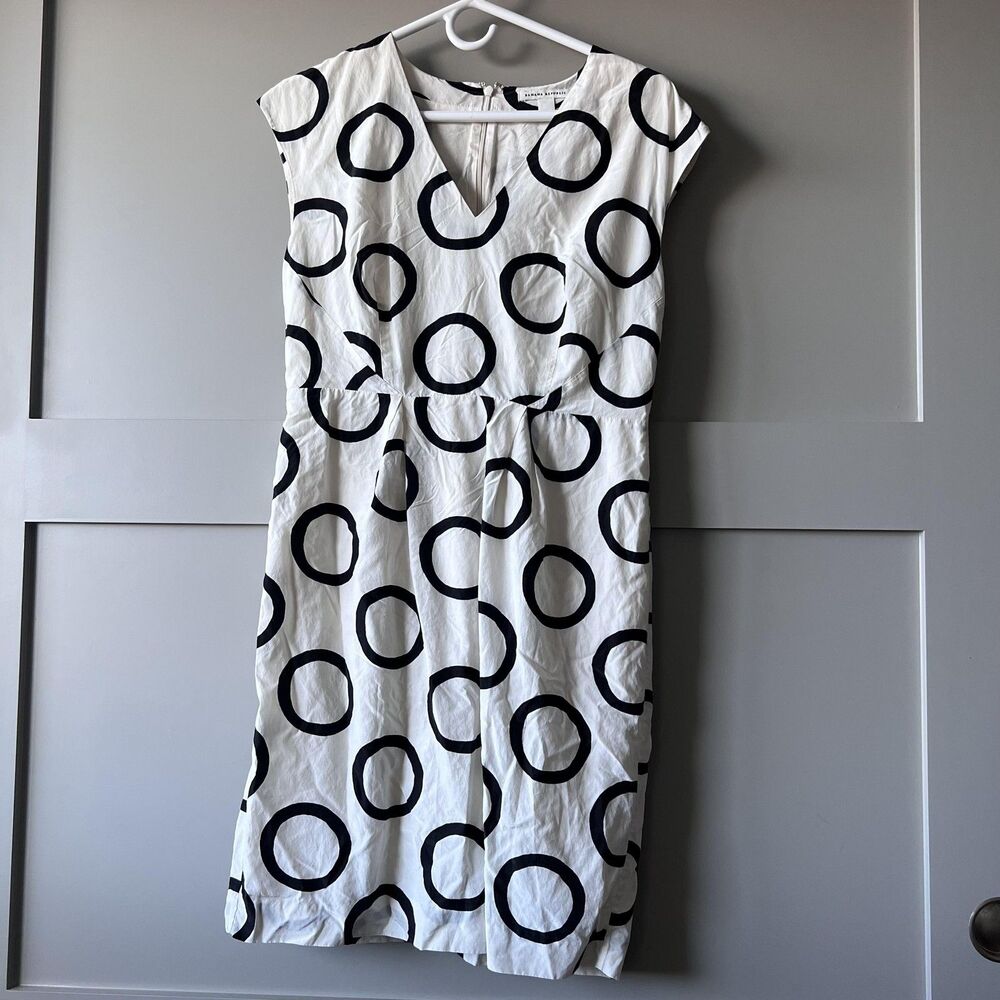Banana Republic Dress Womens 10 White Black Circle Dot‎ Silk V Neck Sheath Lined